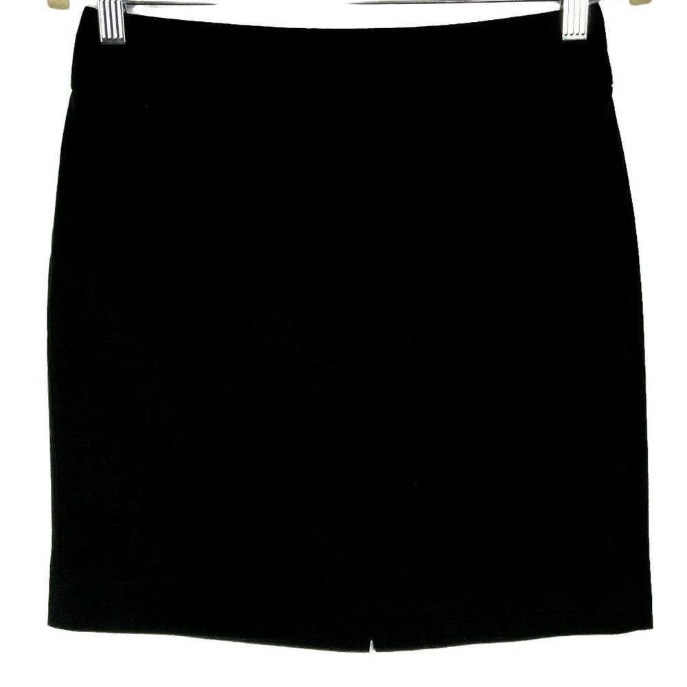 Banana Republic Outlet Black Skirt, Basic, Size 4 Petite